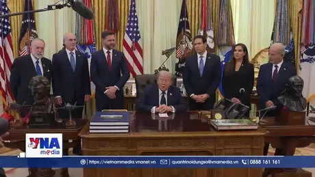 Mỹ cảnh báo áp thuế cao hơn với Anh