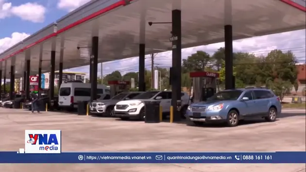 Tổng thống Trump cảnh báo giá xăng tại Mỹ còn tăng tiếp