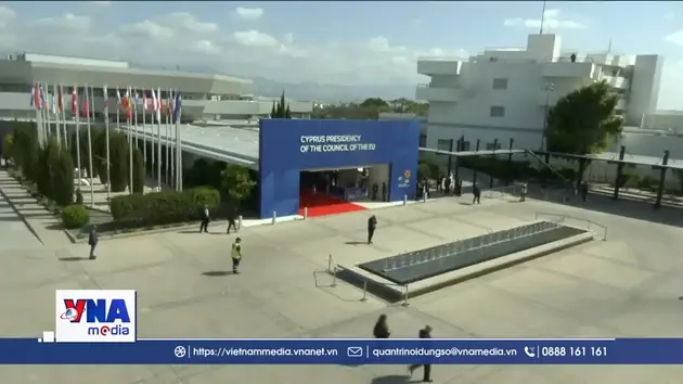 EU nỗ lực hạ nhiệt căng thẳng Trung Đông