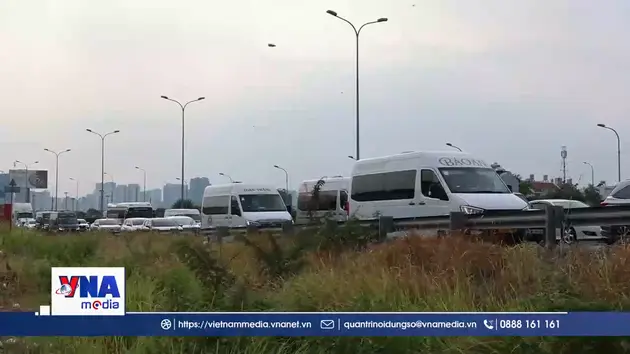 Cửa ngõ TP. Hồ Chí Minh ùn ứ trong ngày đầu nghỉ lễ