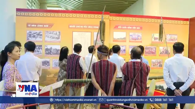 Khai mạc Trưng bày chuyên đề 