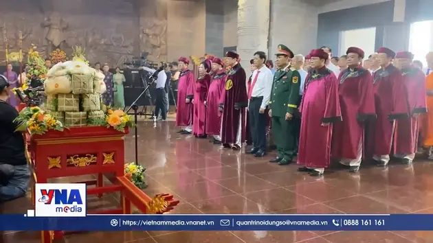 Trạm tin chiều ngày 26/4: Hàng triệu người dân trên khắp cả nước thành kính hướng về ngày Giỗ Tổ Hùng Vương