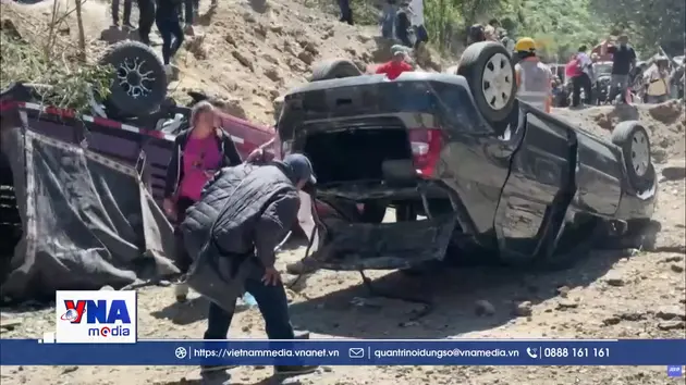 Đánh bom đường cao tốc tại Colombia