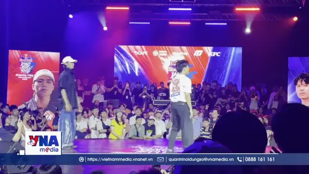 Tinh thần vũ đạo đường phố Việt Nam tỏa sáng tại Singapore