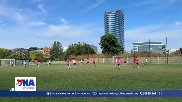 Giải bóng đá gắn kết cộng đồng thanh niên Việt tại Pháp