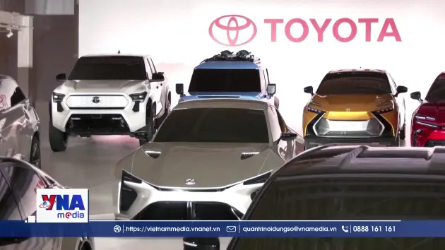 Toyota lập kỷ lục doanh số toàn cầu nhờ xe hybrid