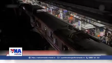 Va chạm tàu hỏa tại Indonesia