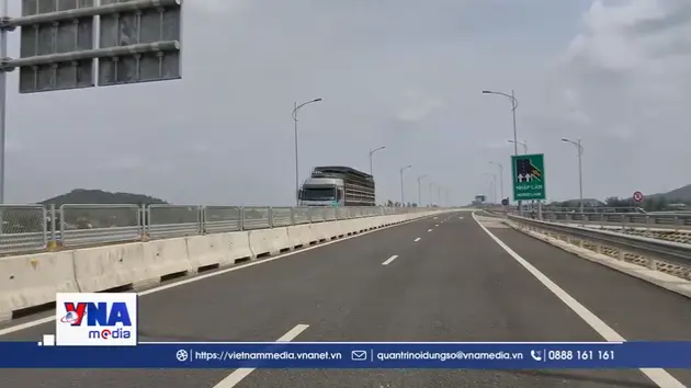 Đường cao tốc Quảng Ngãi tới hầm Cù Mông chính thức được khai thác