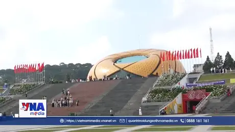 Triển lãm tranh cổ động kỷ niệm ngày 30/4 tại Đà Lạt