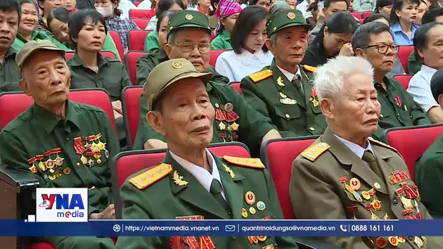 Điện Biên gặp mặt, tặng quà Chiến sĩ Điện Biên