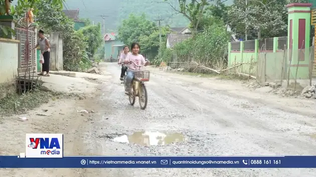 Nghệ An: Sống khổ bên tuyến đường xuống cấp