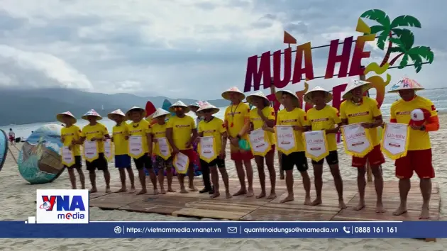 Gần 100 vận động viên tranh tài cứu hộ biển quốc tế