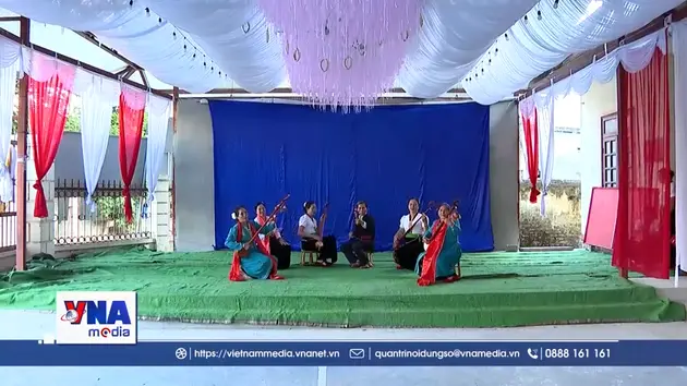 Gìn giữ nghề chế tác đàn tính tẩu của người Thái trắng ở Lai Châu