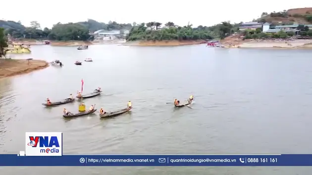 Ngày hội Âm vàng hồ Thác Bà