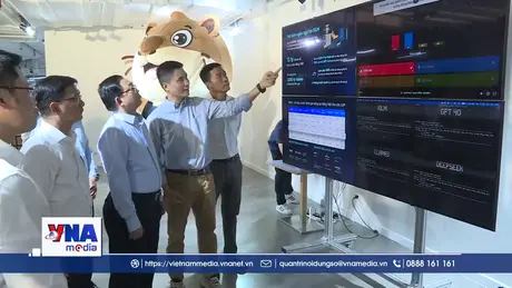 Phó Thủ tướng Hồ Quốc Dũng làm việc với các doanh nghiệp công nghệ tại TP. HCM