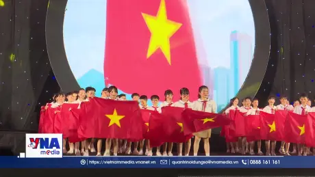 Khai mạc chuỗi hoạt động văn hóa, nghệ thuật đặc sắc tại Lễ hội Hoa Phượng Đỏ
