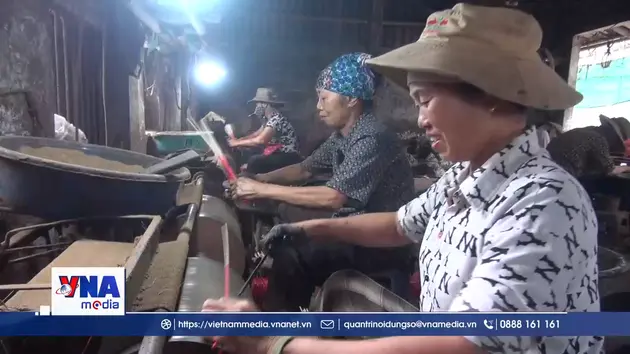 Bảo tồn và phát triển nghề làm hương đen ở Văn Quan, Hưng Yên