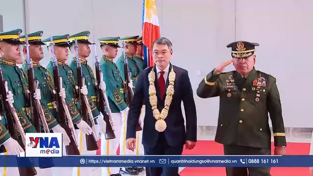Thủ tướng Lê Minh Hưng đến Philippines dự Hội nghị Cấp cao ASEAN lần thứ 48