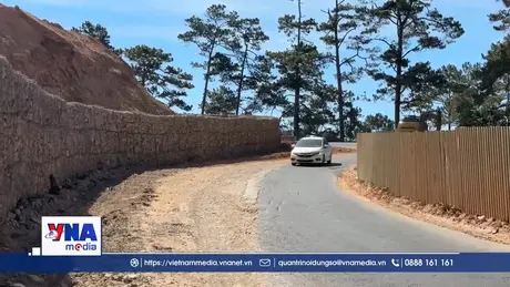 Khắc phục sạt lở trên đèo D’Ran vẫn dang dở trước mùa mưa