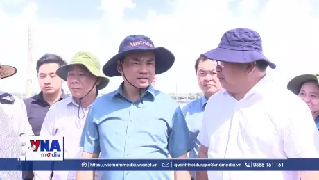Bộ trưởng Bộ NN&MT khảo sát vùng nuôi tôm công nghiệp ở Cần Thơ