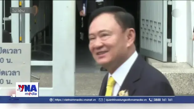 Cựu Thủ tướng Thái Lan Thaksin ra tù sớm