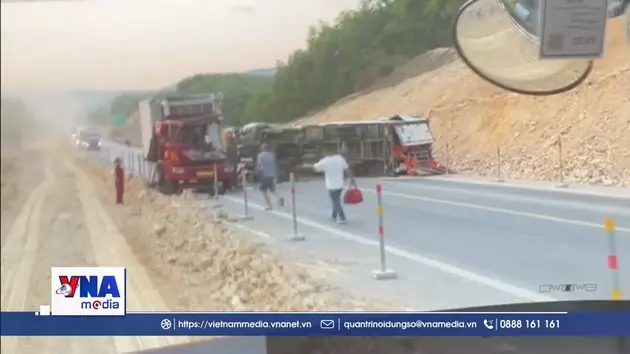Quảng Trị: Tai nạn giao thông nghiêm trọng trên cao tốc Cam Lộ - La Sơn