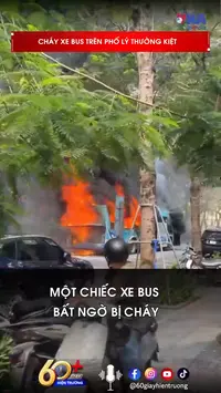 Cháy xe bus trên phố Lý Thường Kiệt