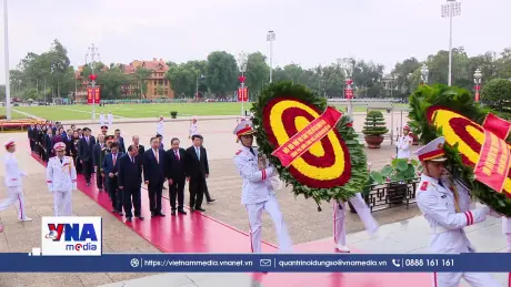 Lãnh đạo Đảng, Nhà nước vào Lăng viếng Chủ tịch Hồ Chí Minh