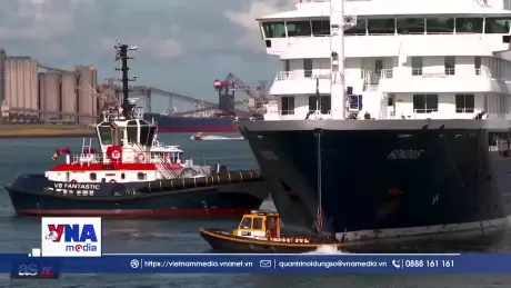 Tàu du lịch MV Hondius cập cảng Hà Lan để khử trùng và cách ly