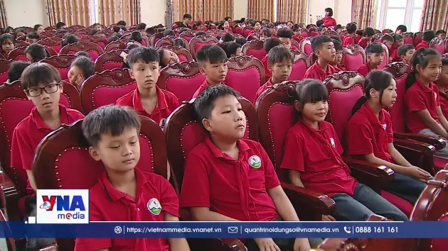 Đưa chăm sóc răng miệng vào trong trường học
