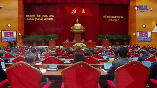 Chính sách và cuộc sống: Tư tưởng Hồ Chí Minh: Từ lý luận đến những bước chuyển thực tế
