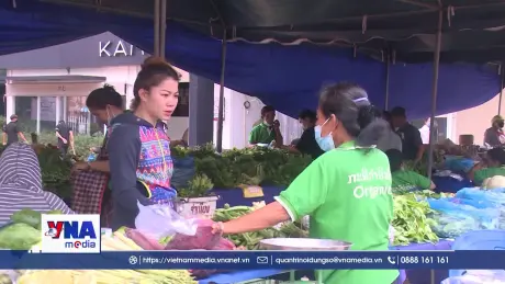 Lào đẩy mạnh các biện pháp hạn chế sự mất giá của đồng Kíp