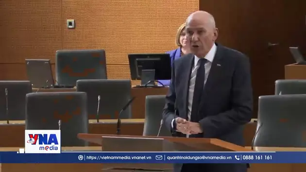 Slovenia có Thủ tướng mới