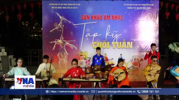Không gian nghệ thuật cộng đồng bên hồ Hoàn Kiếm
