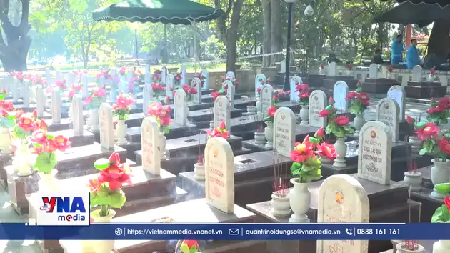 Thực hiện lấy mẫu đối với 93 mộ liệt sĩ chưa xác định được thông tin