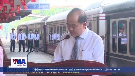 Ra mắt đoàn tàu chuyên xa QT3/4