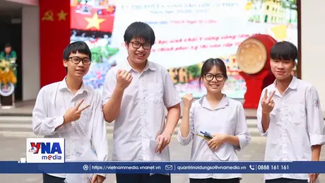 Trạm tin trưa ngày 31/5: Gần 124.000 thí sinh Hà Nội làm bài thi môn Toán Kỳ thi tuyển sinh lớp 10 THPT