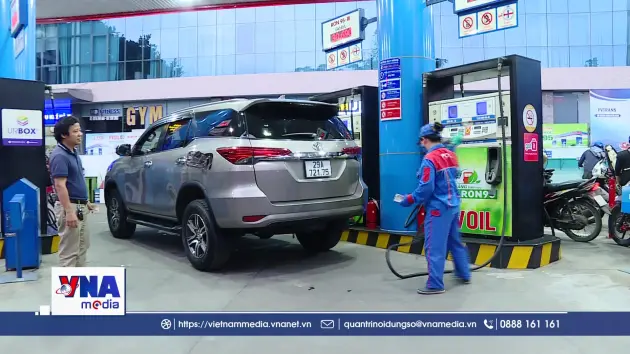 Sử dụng xăng E10 có đáng lo?
