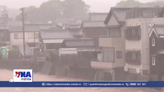 Bão Jangmi đổ bộ vào tỉnh Wakayama của Nhật Bản