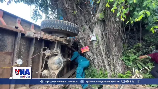 Tai nạn giao thông trên đường Hồ Chí Minh, nhiều người thương vong