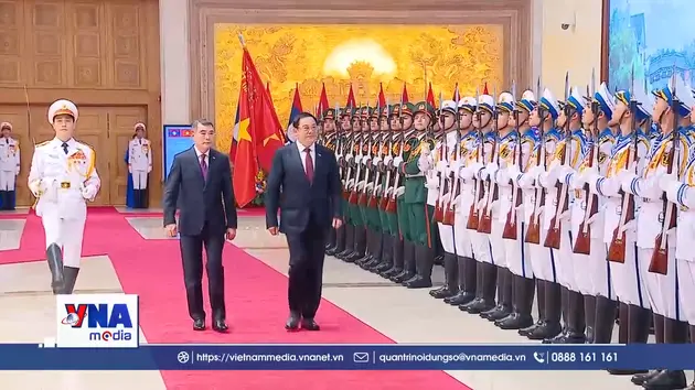 Thủ tướng Lê Minh Hưng chủ trì lễ đón chính thức Thủ tướng CHDCND Lào