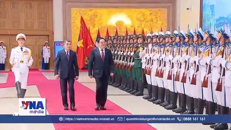 Thủ tướng Lê Minh Hưng chủ trì lễ đón chính thức Thủ tướng CHDCND Lào