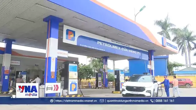 Người dân từng bước thích nghi với xăng E10