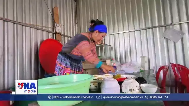 Chợ phiên Đắk R’măng và bản sắc văn hóa đồng bào Mông