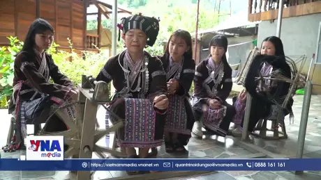 Gìn giữ nghề dệt truyền thống của người Lự