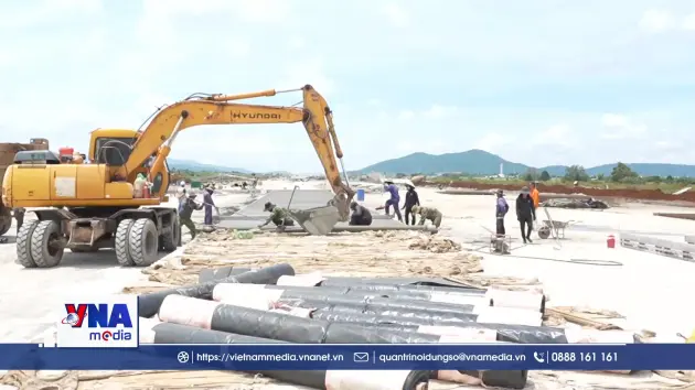 Lâm Đồng chạy đua thi công nâng cấp sân bay Liên Khương