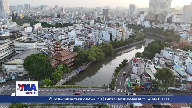 Hồi sinh những dòng kênh giữa lòng đô thị