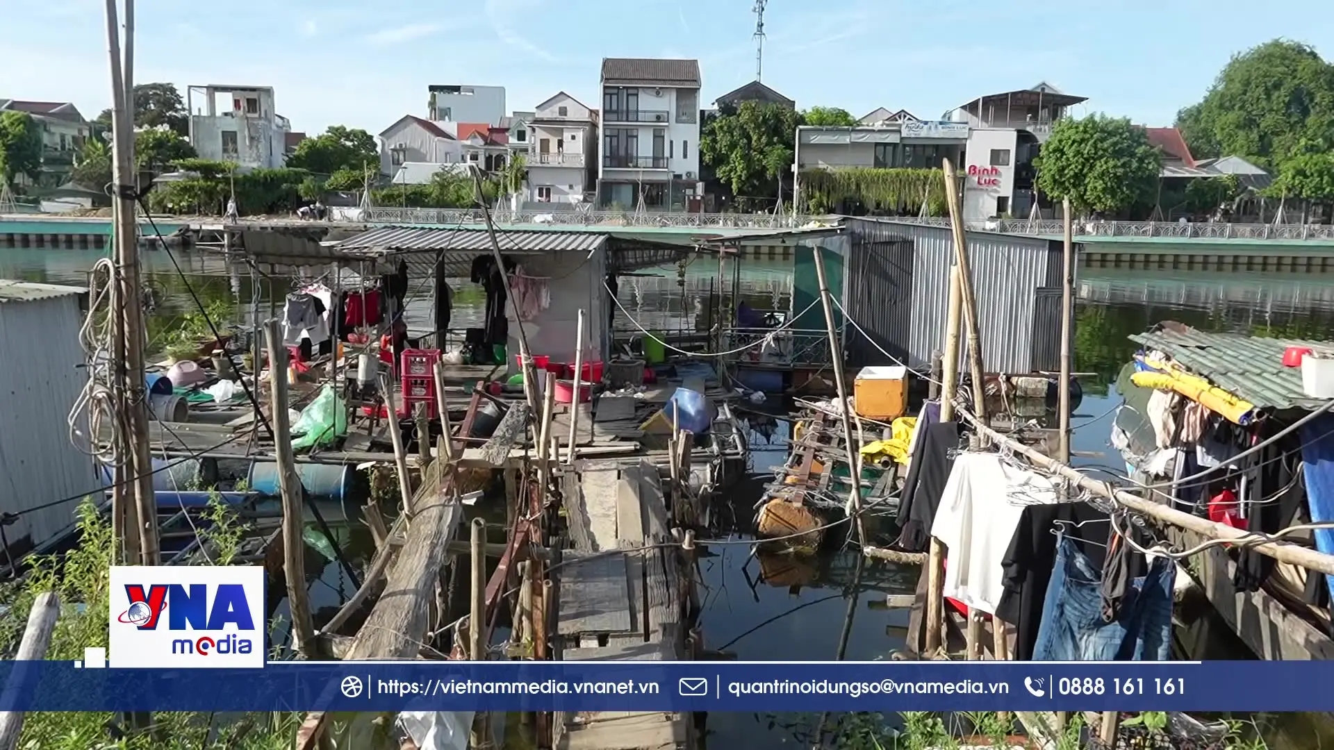 Huế yêu cầu tháo dỡ toàn bộ lồng bè trên sông Như Ý