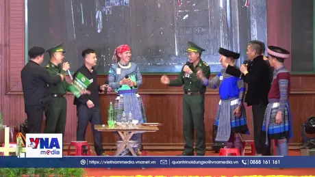 Sân khấu hóa công tác tuyên truyền pháp luật và kỹ năng số vùng biên