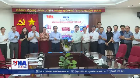 Lãnh đạo TP.HCM thăm và chúc mừng TTXVN nhân Ngày Báo chí 21/6